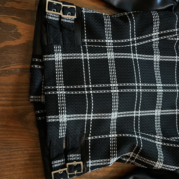 BEBE PLAID MOTO JACKET black white size 00 NWT - Picture 7 of 12